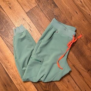 Figs Jade Zamora Jogger Scrubs